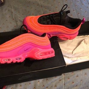 AirMax PLUS 97 . Very rare . Size 9 FLAWLESS